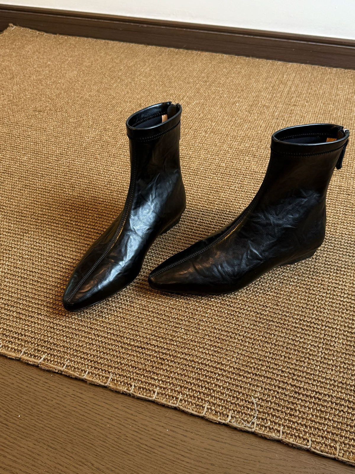 Women's French Style Temperament Korean Wedge Skinny Women's Leather Boots