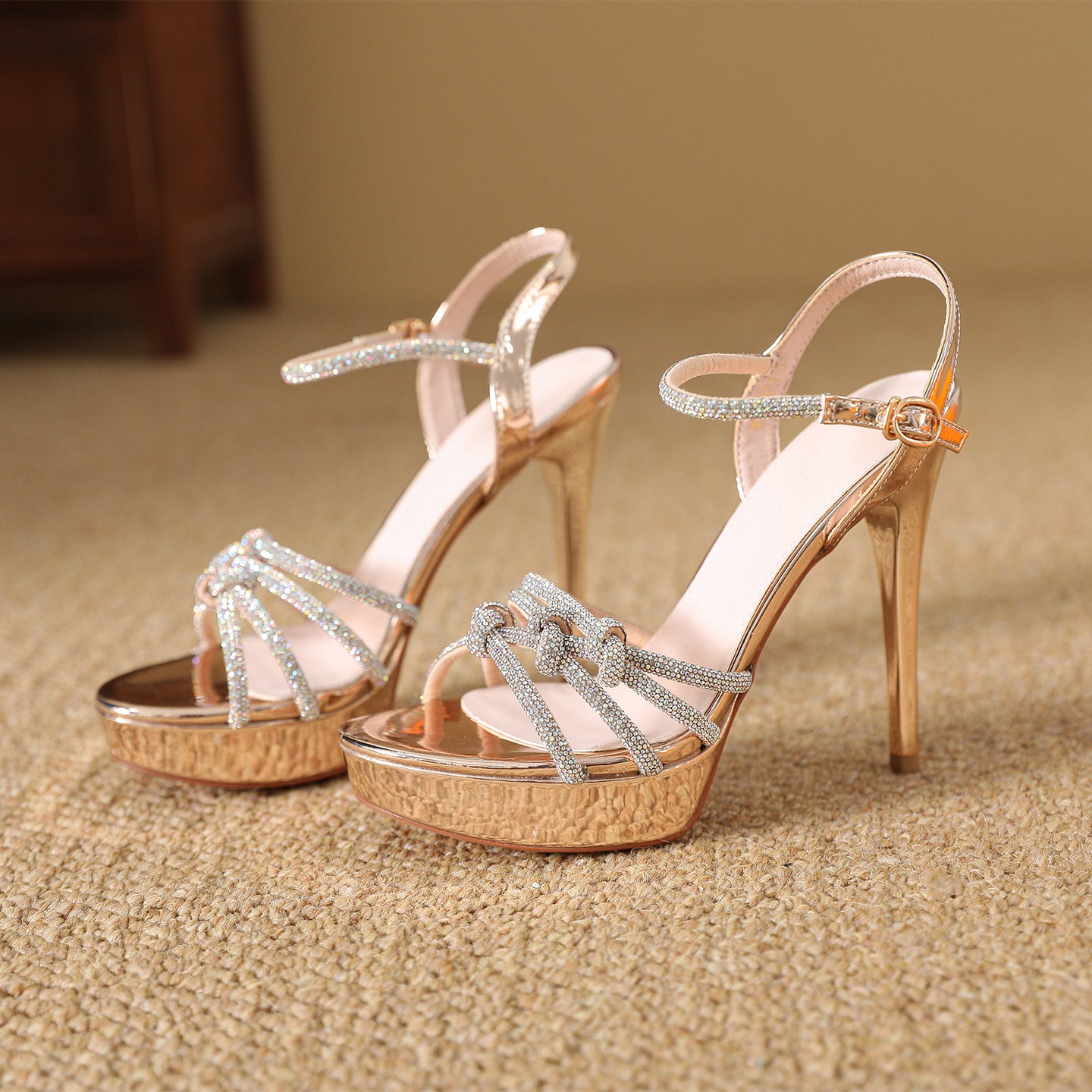 Women's Catwalk Sexy Sequin Crystal Stiletto Waterproof Platform Rhinestone Open Toe Sandals