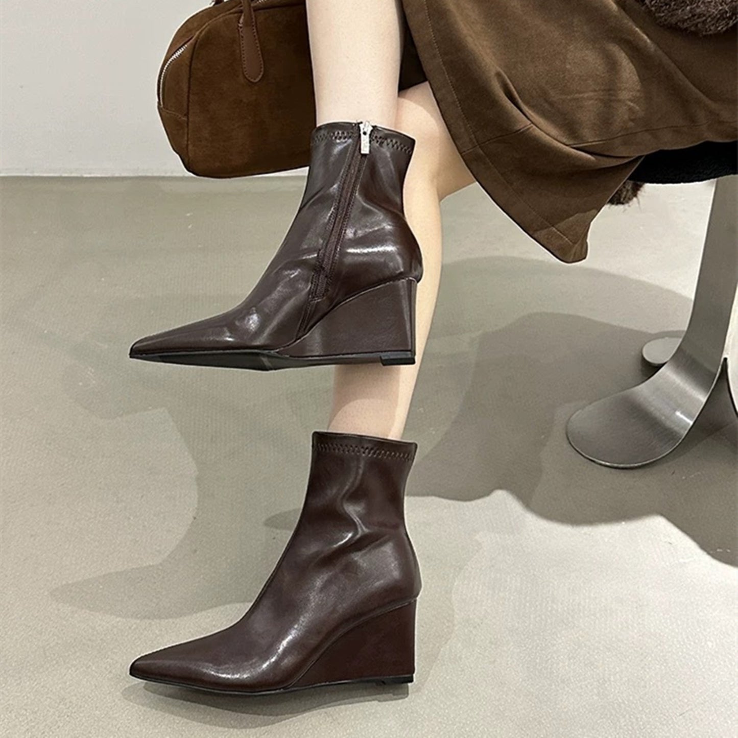 Women's Brown High Ankle Pointed Toe Stretch Thin Vintage Women's Leather Boots