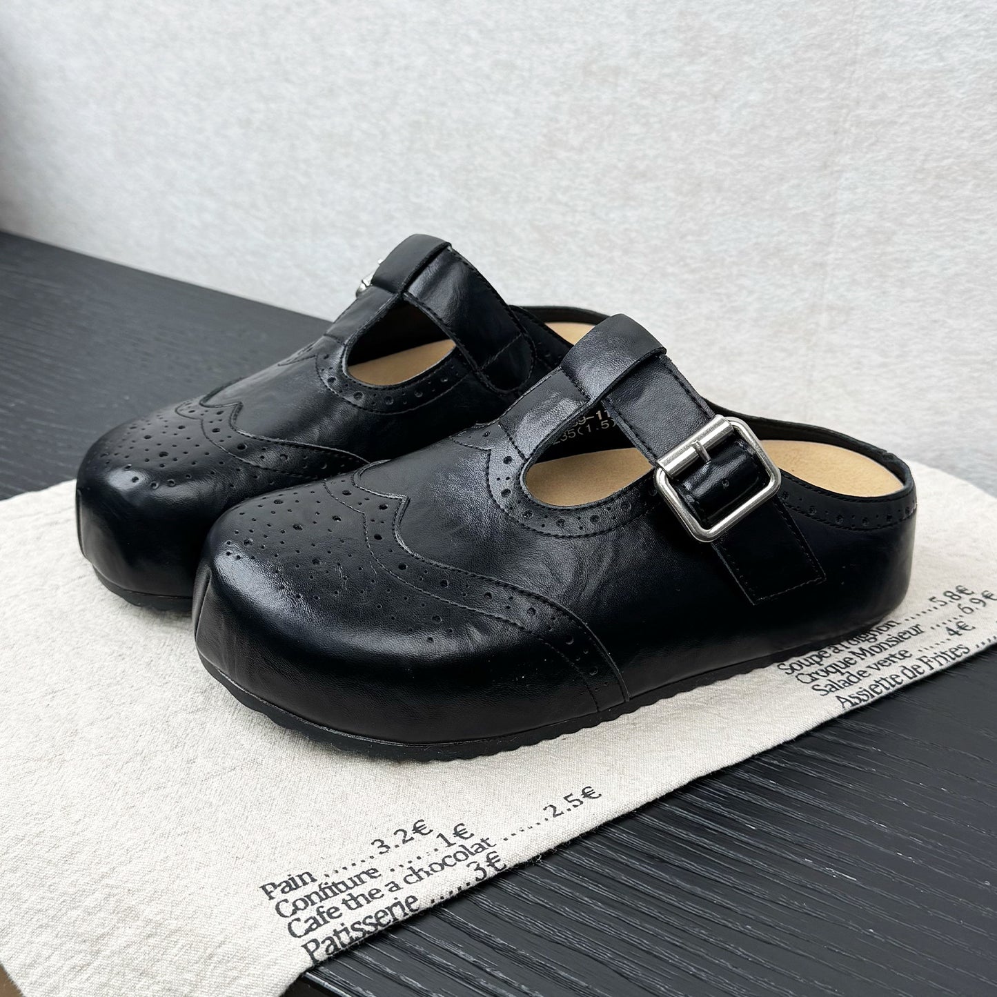 Women's Easy Matching Thick Bottom Toe Cap For Frosted Soft Women's Casual Shoes