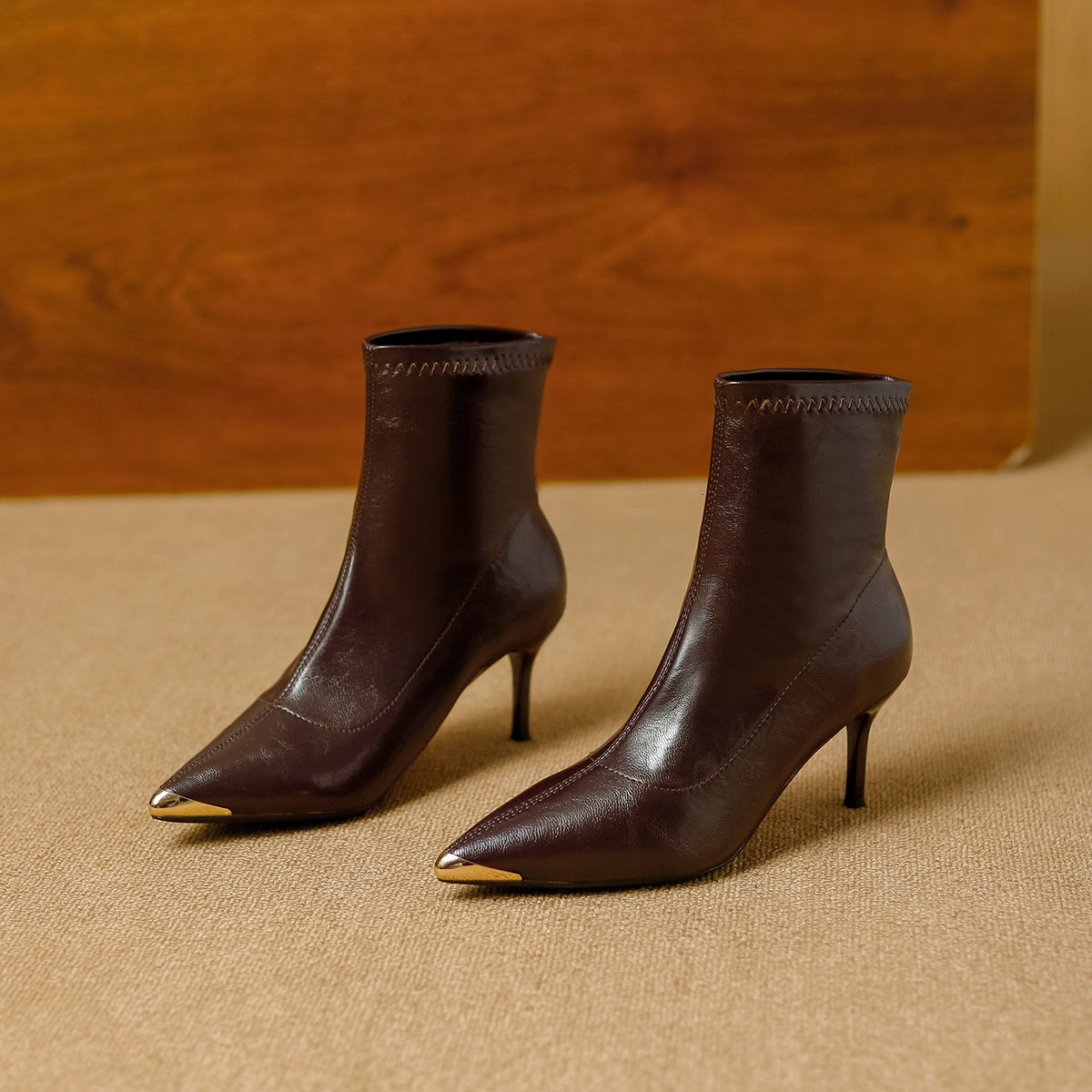 Women's High Short Temperament Wild Stiletto Metal Toe Cap Heels