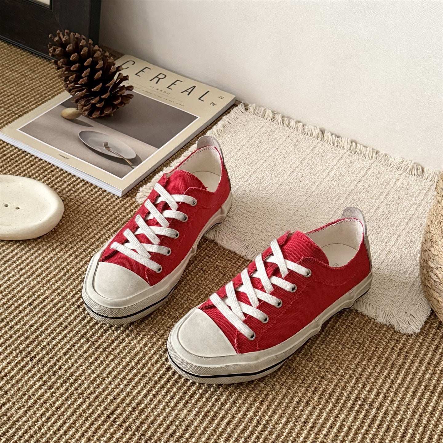 Women's Fashion Versatile Spring Classic Leisure Sneakers