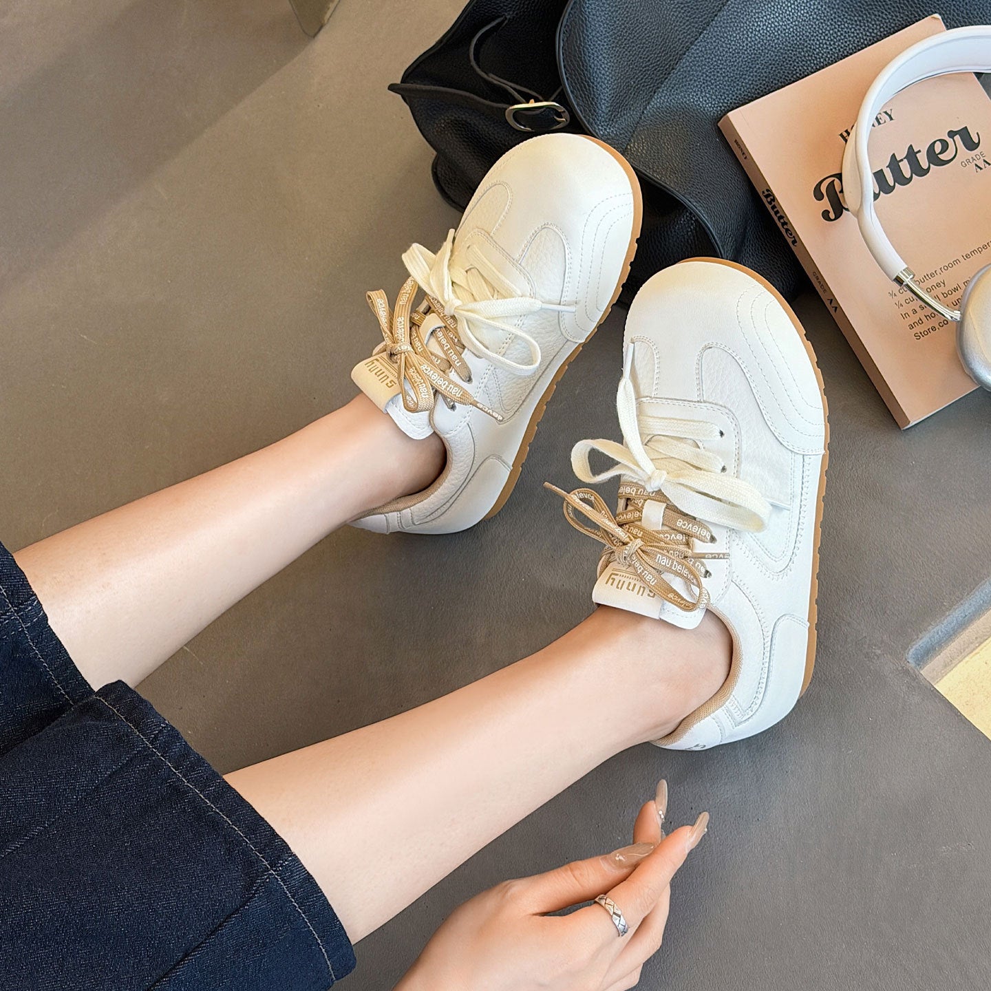 Women's Soft Sole Genuine Clown Cute Spring Double Ribbon Women's Sports Shoes