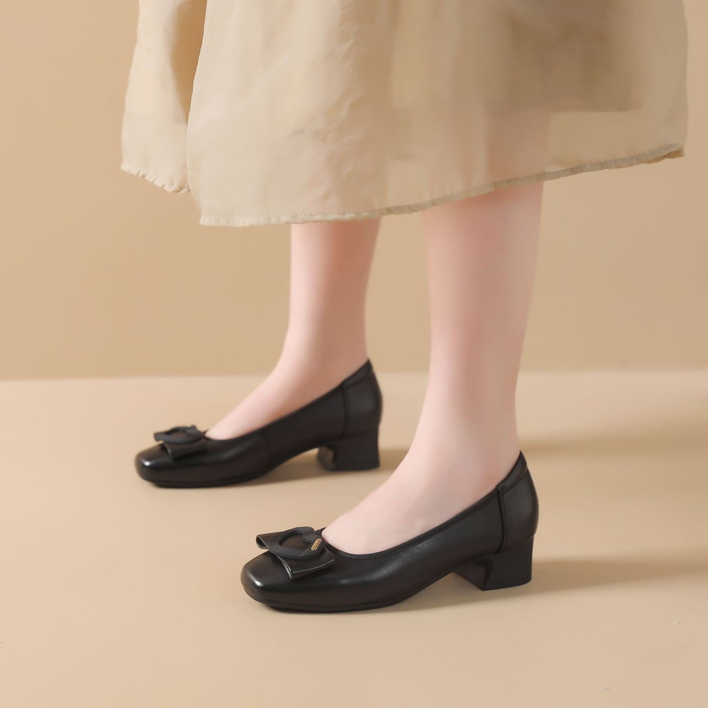 Women's Buckle Low Top Shallow Mouth Mother Women's Fashion Shoes
