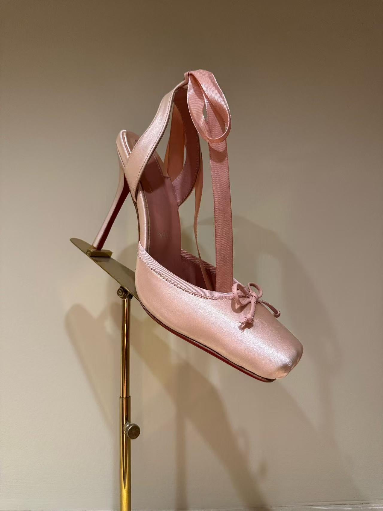Women's Sole Catwalk Satin Ribbon Closed Toe Waterproof Platform Stiletto Ballet Women's Fashion Shoes