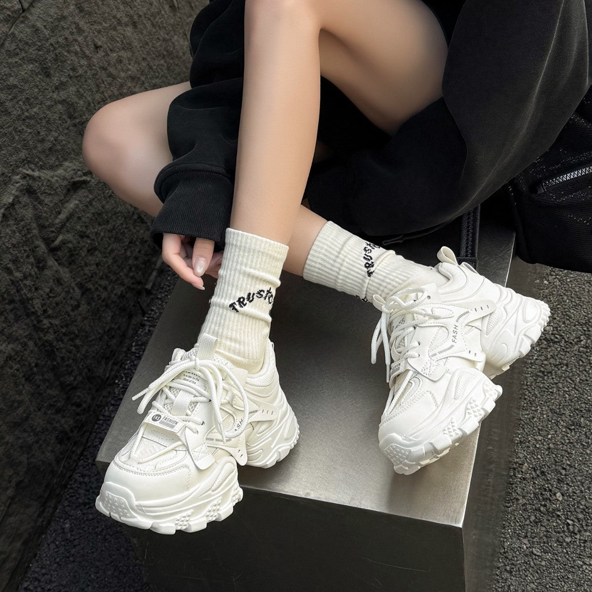 Women's Authentic Clunky Autumn Small Platform Height Women's Casual Shoes