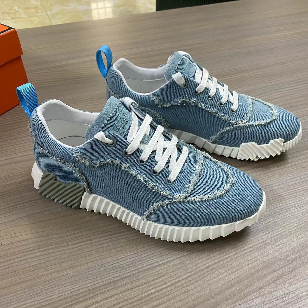 Women's Breathable Mesh Dad Lightweight Comfortable Flats Sneakers