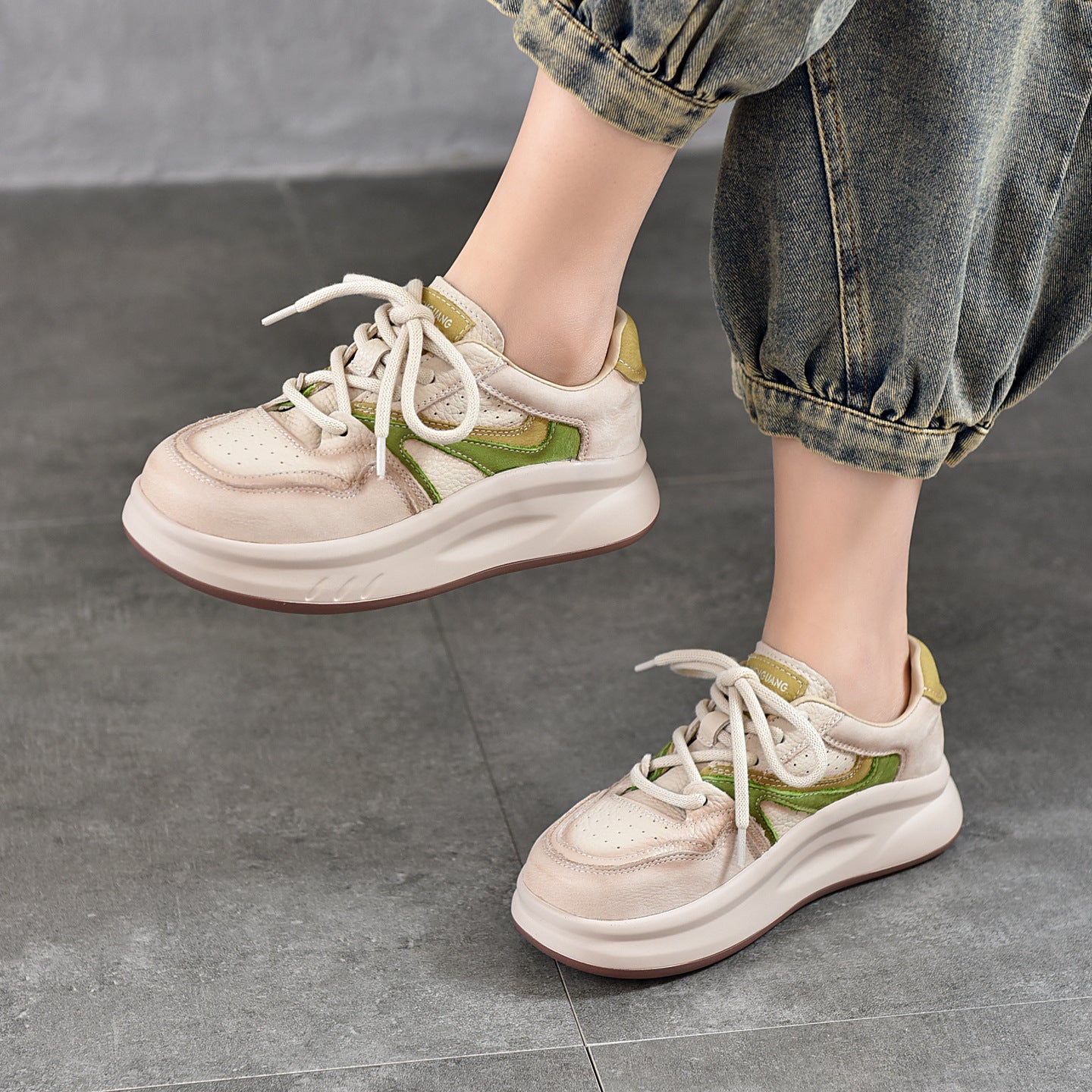 Women's Top Layer Cowhide Round Toe Lace Up Platform Spring Sports Casual Shoes
