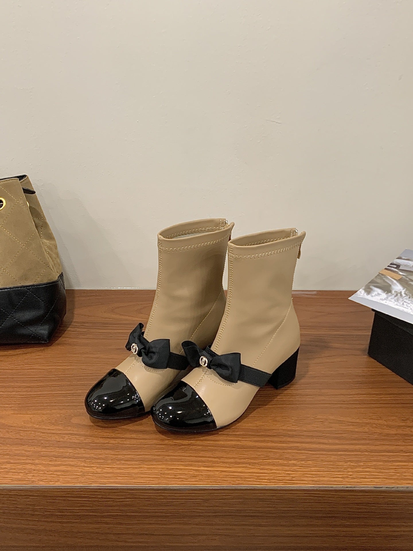 Women's Style French Bow Color Block Chunky Princess Wind Chain Chelsea Boots