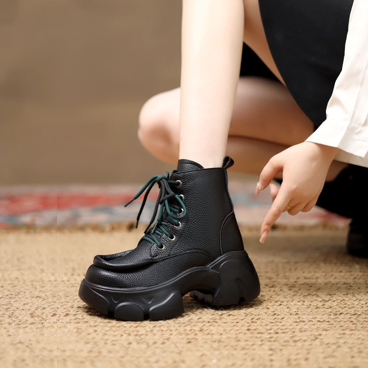 Women's Genuine Fashion Martin Elevator British Thick-soled Small Warm Women's Leather Boots