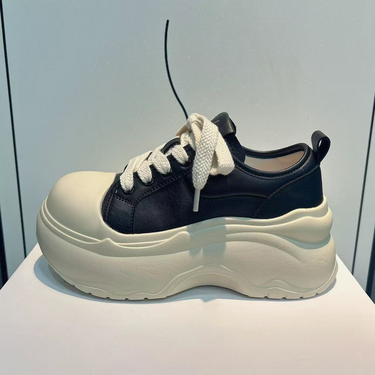 Women's Bottom Elevator Wild Fashion Autumn Style Not Tired Feet Women's Casual Shoes