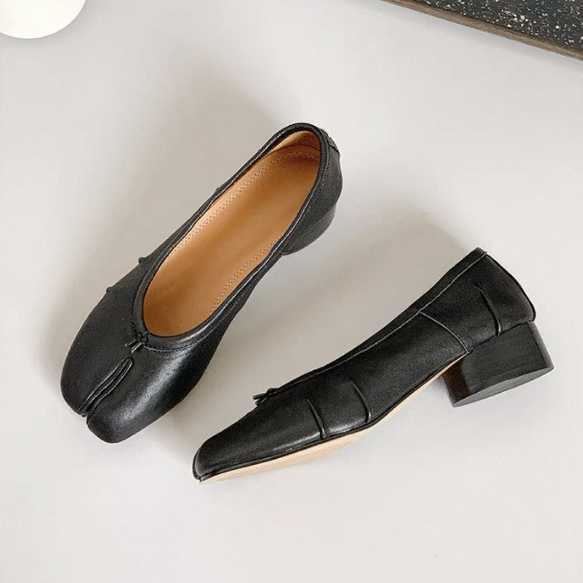 Retro Niche Flat Low-cut Ballet Pumps Female Trotter Horseshoe Mary Women's Fashion Shoes