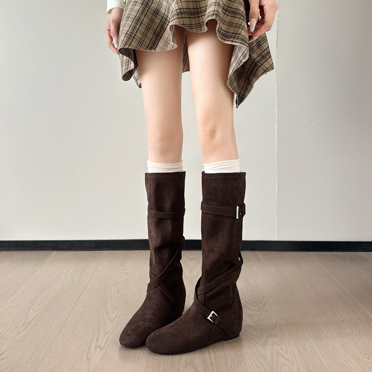 Women's Western Cowboy Riding Plus Veet Below The Knee V Cut Women's Leather Boots
