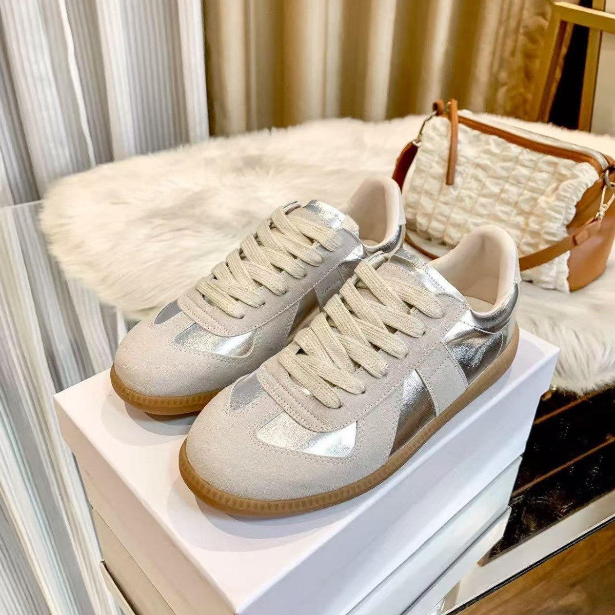 Women's & Men's High Version Training White Lovers Wild Retro Sports Casual Shoes
