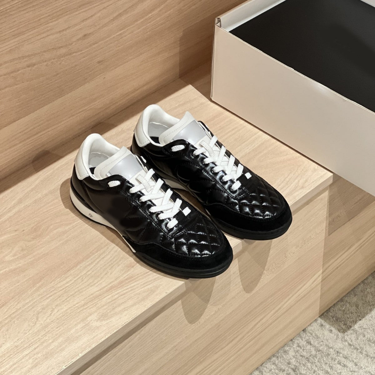 Classic Style Diamond Plaid Golf Three Sports Casual Shoes