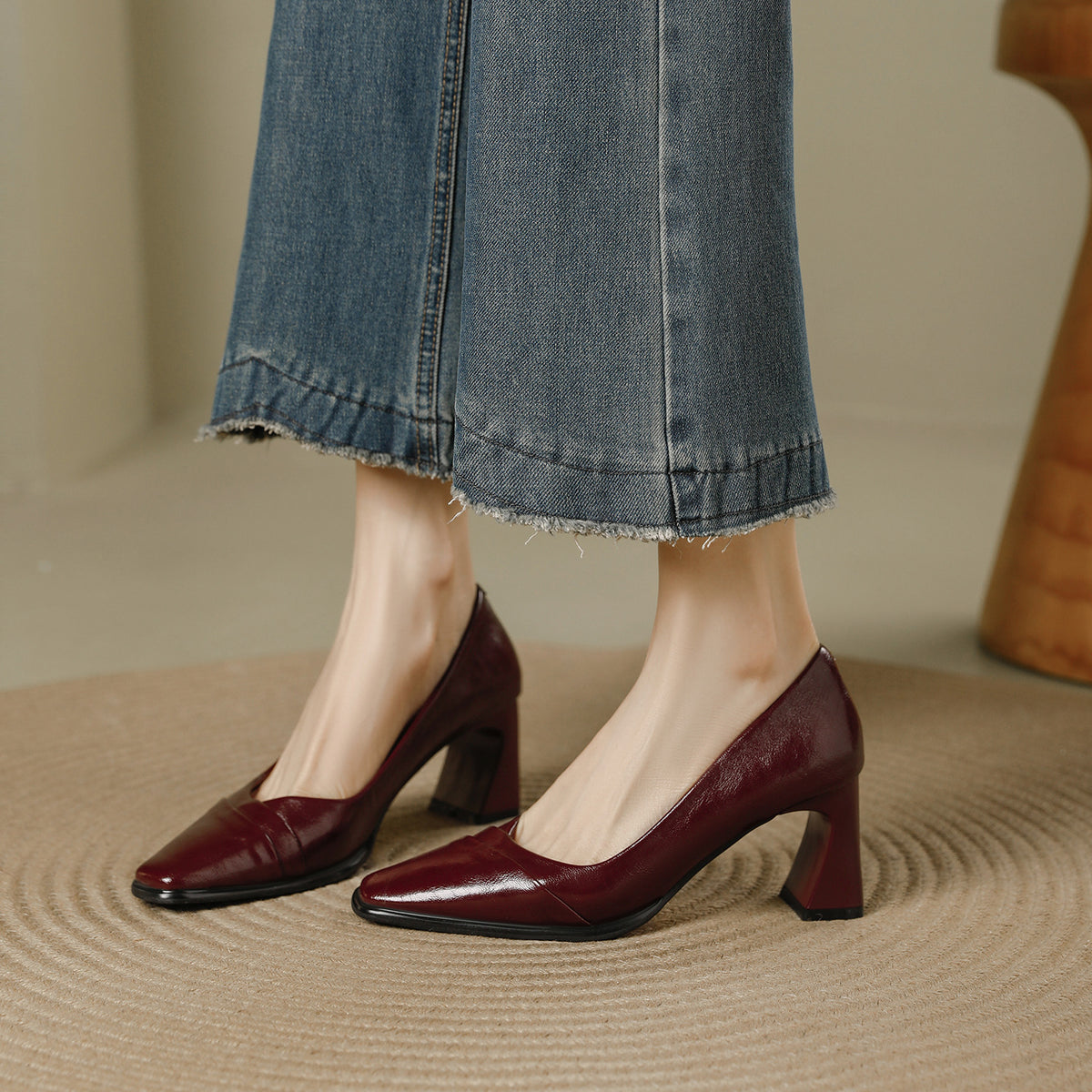 Women's Vintage Low-cut Square Toe Professional Commute Not Tired Feet Chunky Women's Fashion Shoes