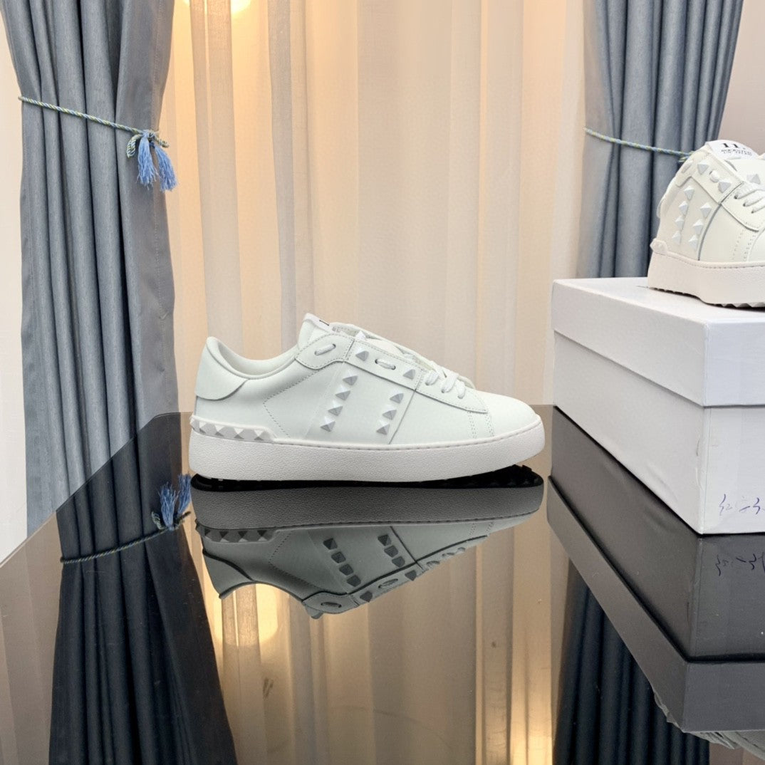 Lovers Versatile White Lightweight Color Matching Sports Casual Shoes