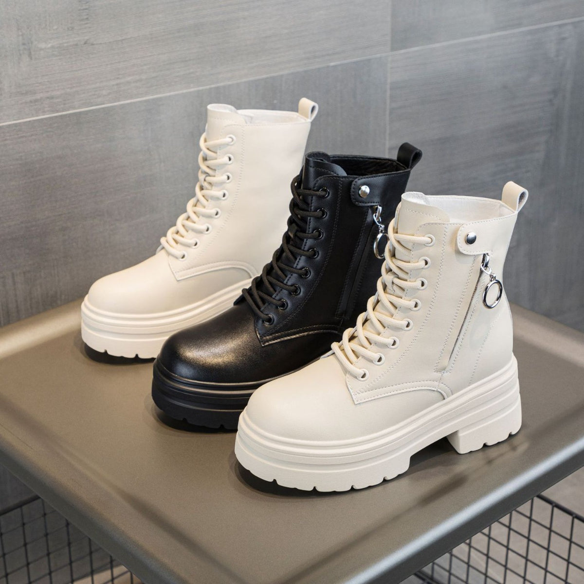 Women's Height Increasing Insole Small Thick-soled Ankle British Style Women's Leather Boots