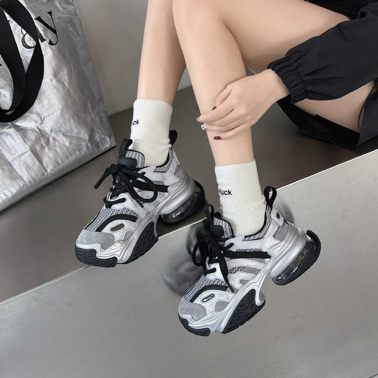 Women's Thick Bottom Daddy Korean Style Round Toe Soft Women's Sports Shoes