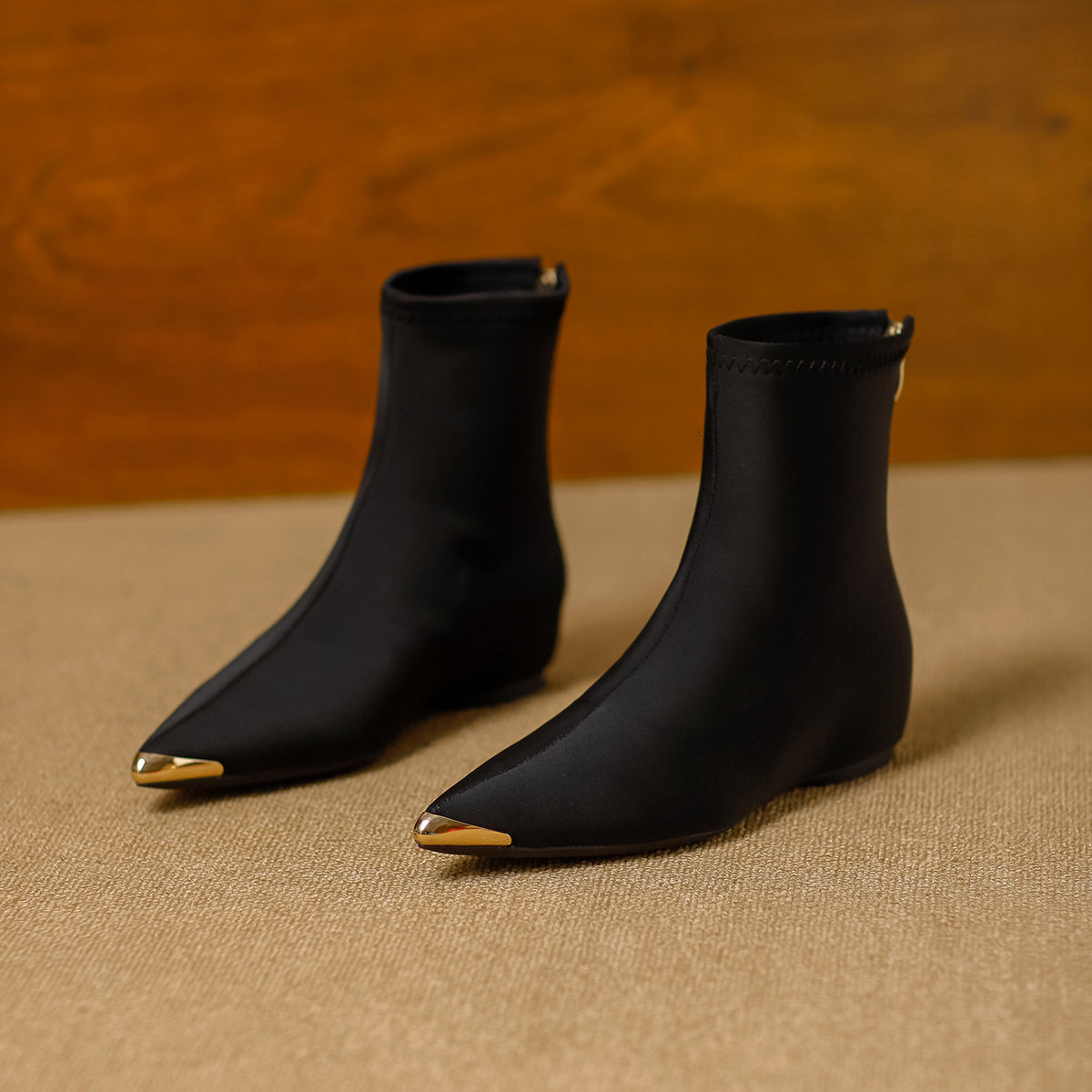 Height Increasing Female Metal Pointed Toe Stretch Thin Women's Leather Boots