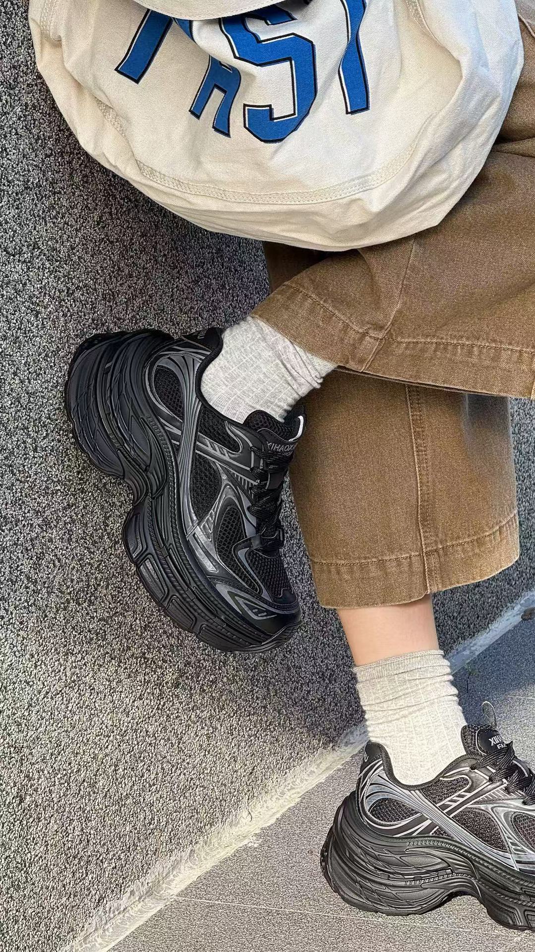 Women's Paris Dad Raise The Bottom Casual Shoes