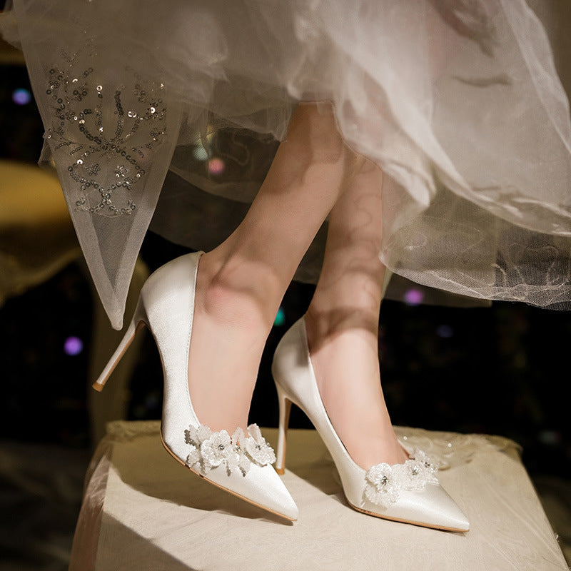 Women's Stiletto Pointed Low-cut White Flower Satin Bridal Women's Fashion Shoes