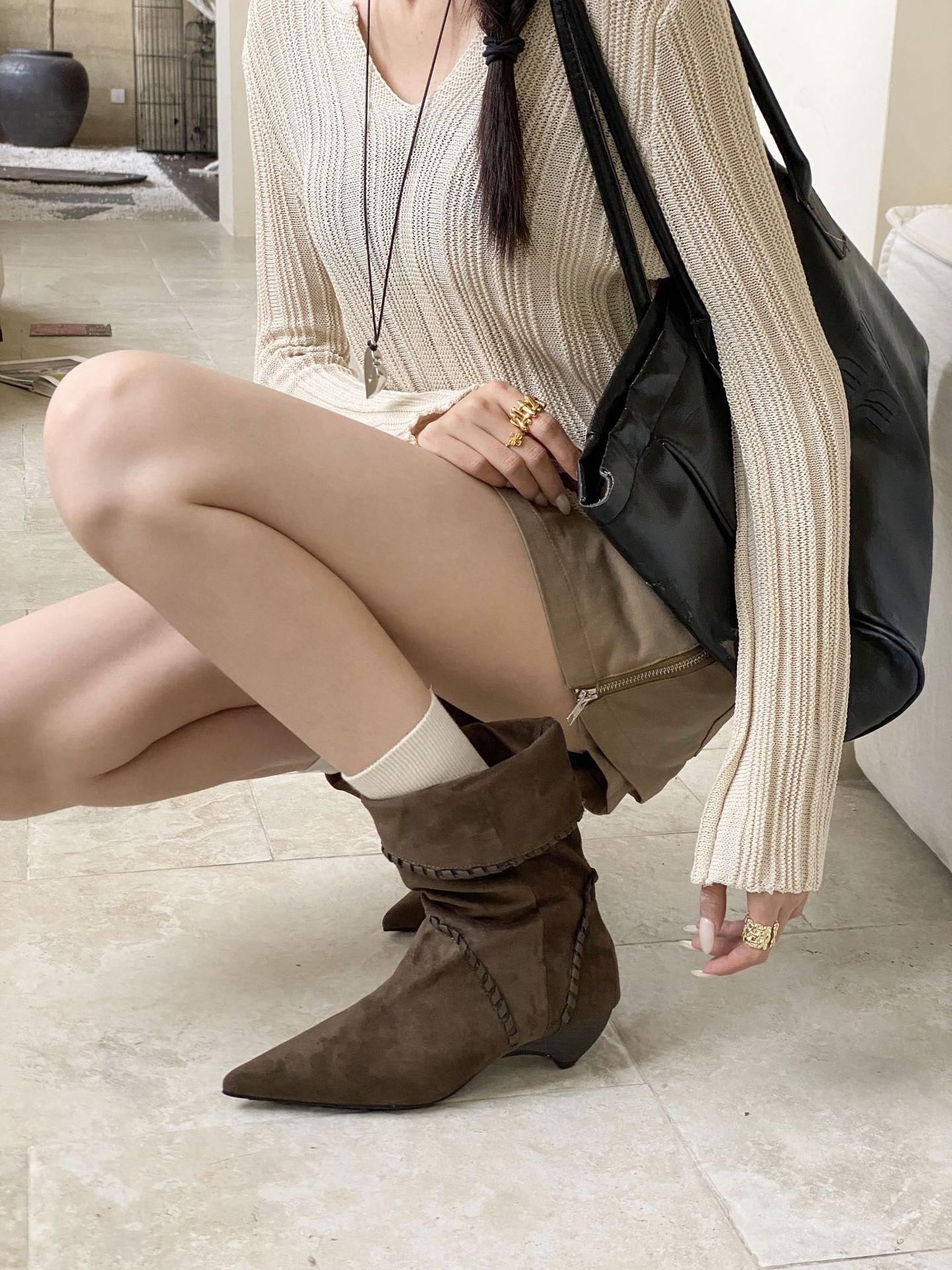 Wooden Handmade Binding Cable Pointed Toe Suede Women's Leather Boots