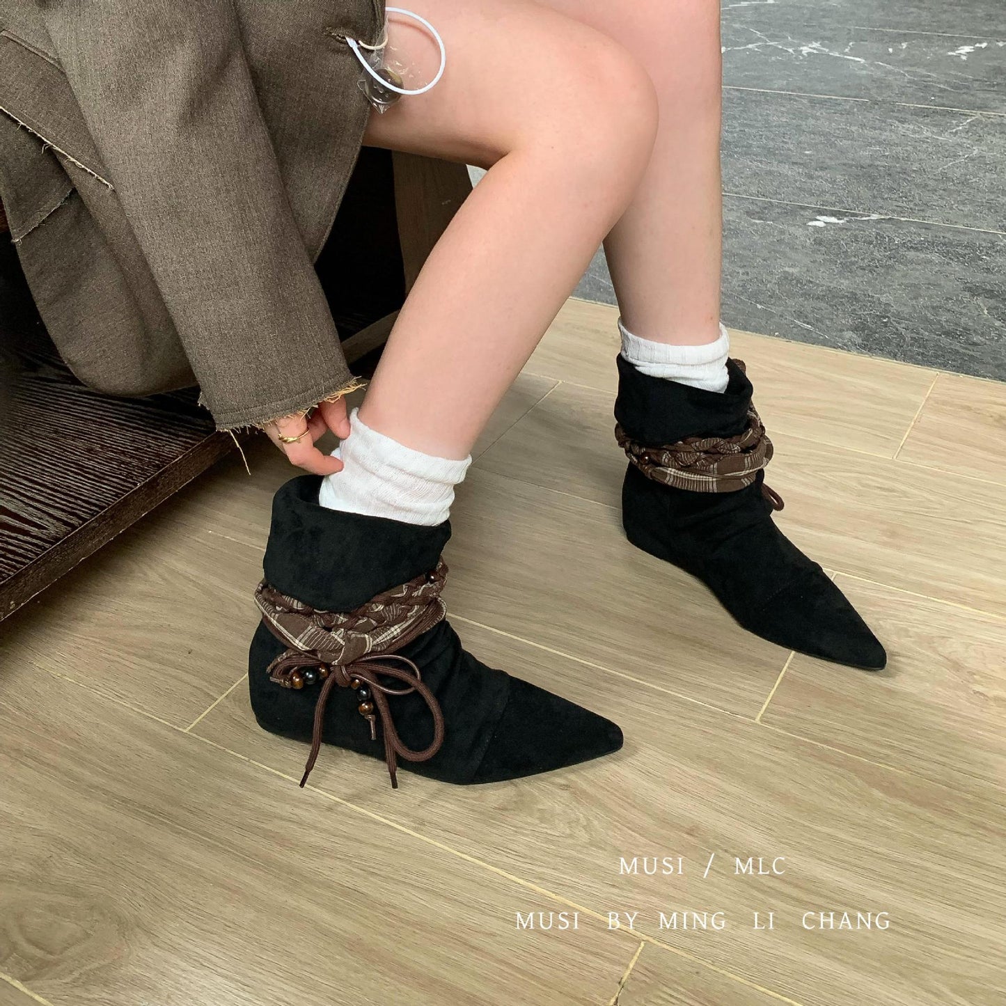 Women's Minority Pointed Toe Height Increasing Insole Western Cowboy Boots