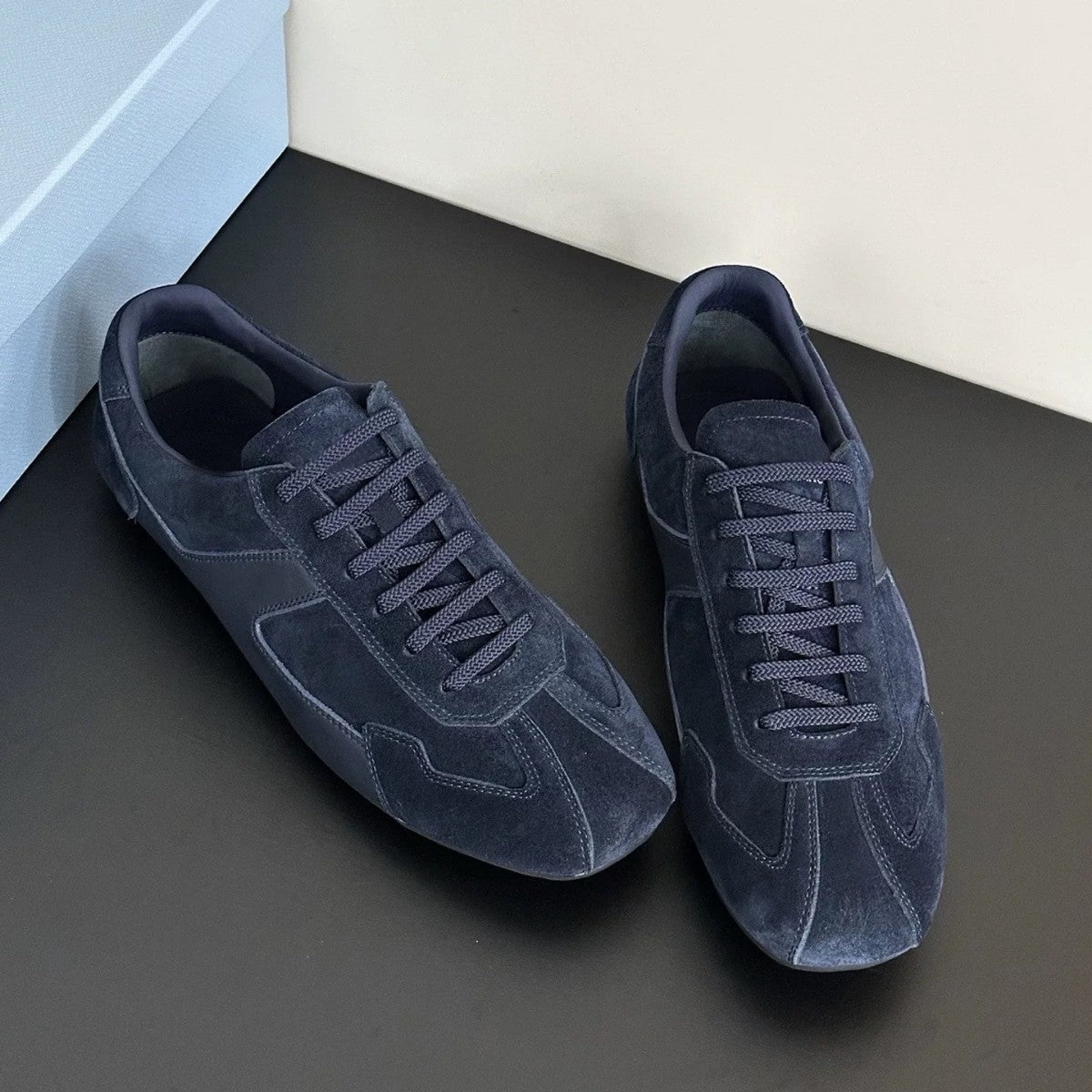 Women's & Men's Early Spring Flat German Training Round Toe Retro Sports Casual Shoes