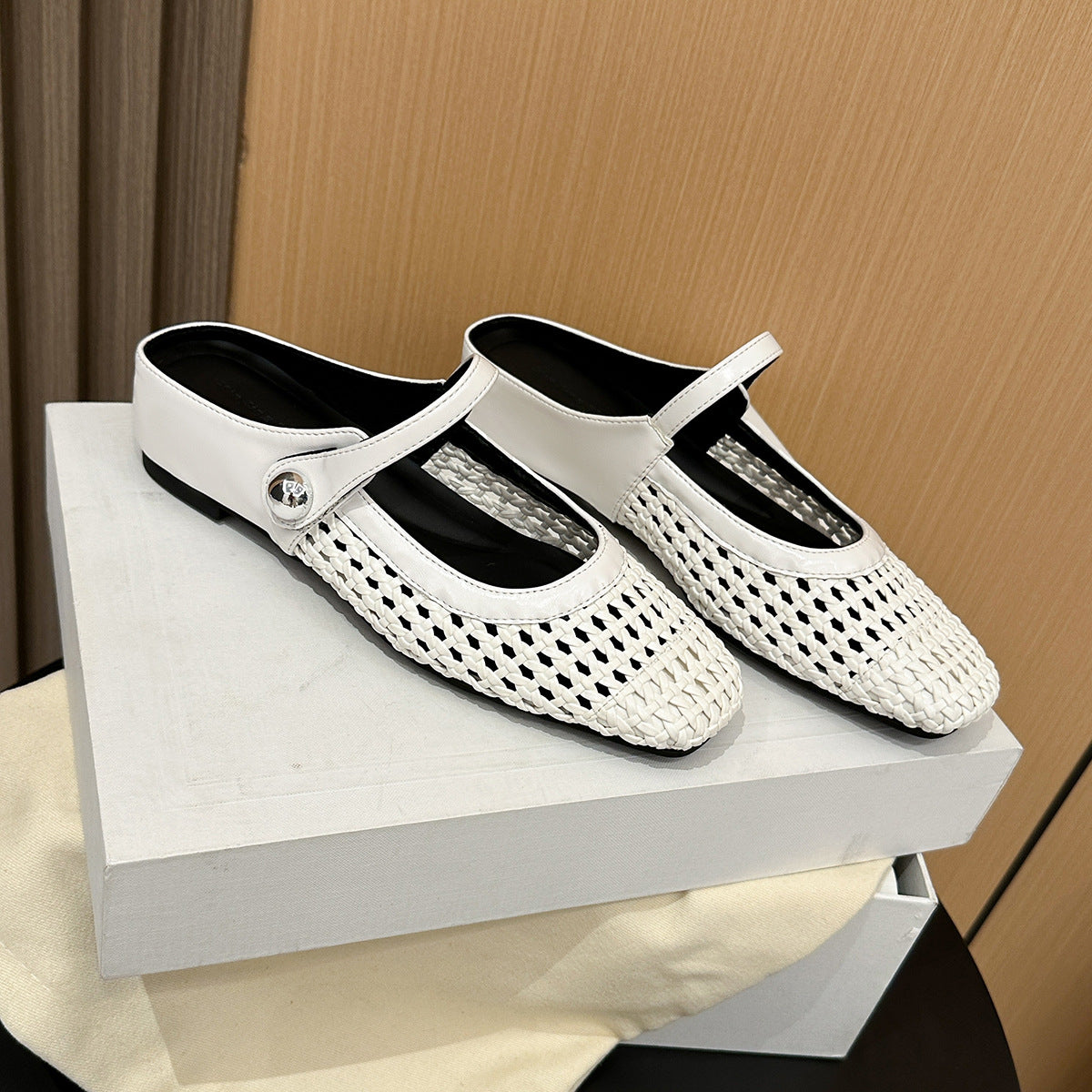 Women's Square Toe Woven Hollowed Breathable Height Increasing Insole Back Open Women's Fashion Shoes