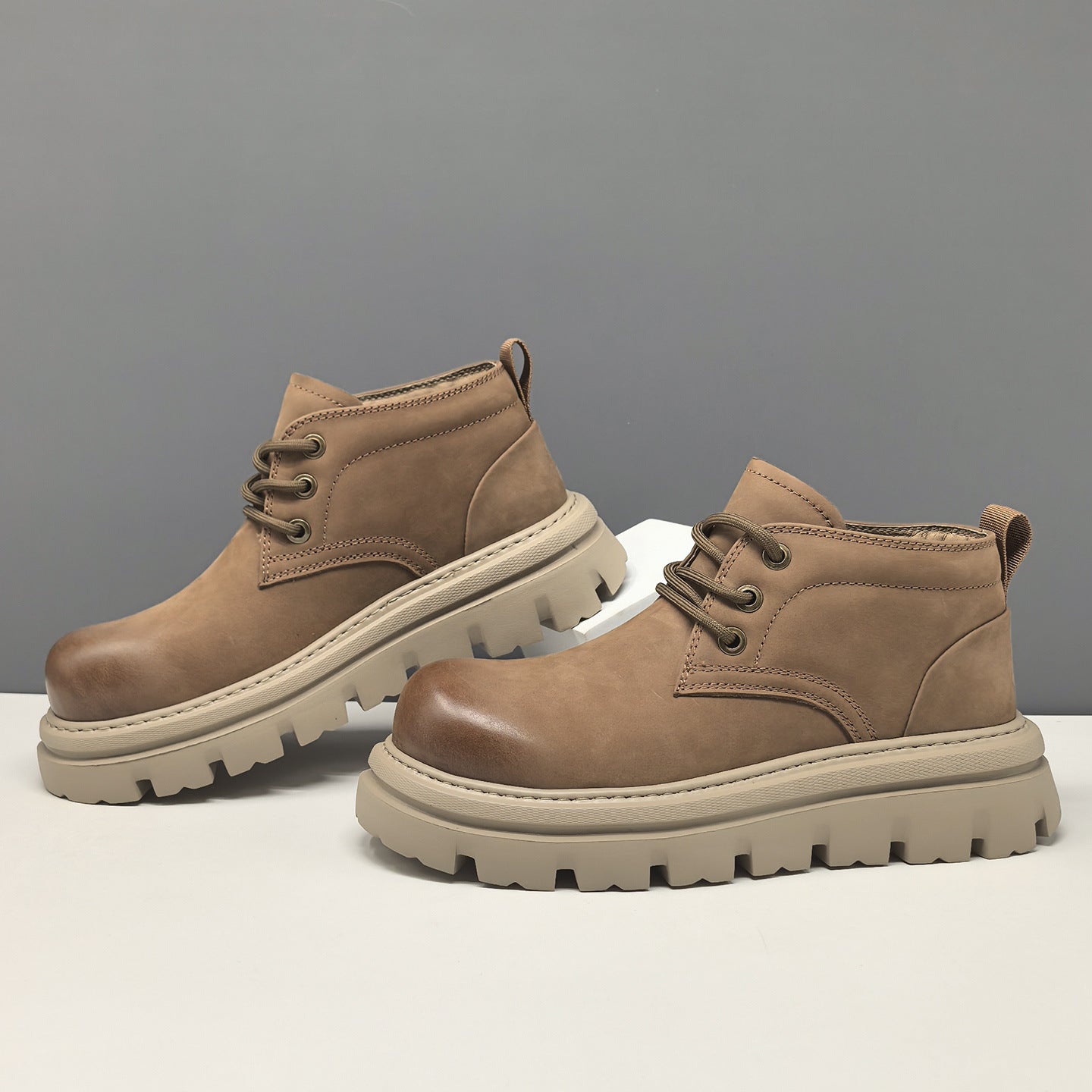 Men's Top Layer Cowhide Outdoor Low-cut Martin Men's Leather Boots