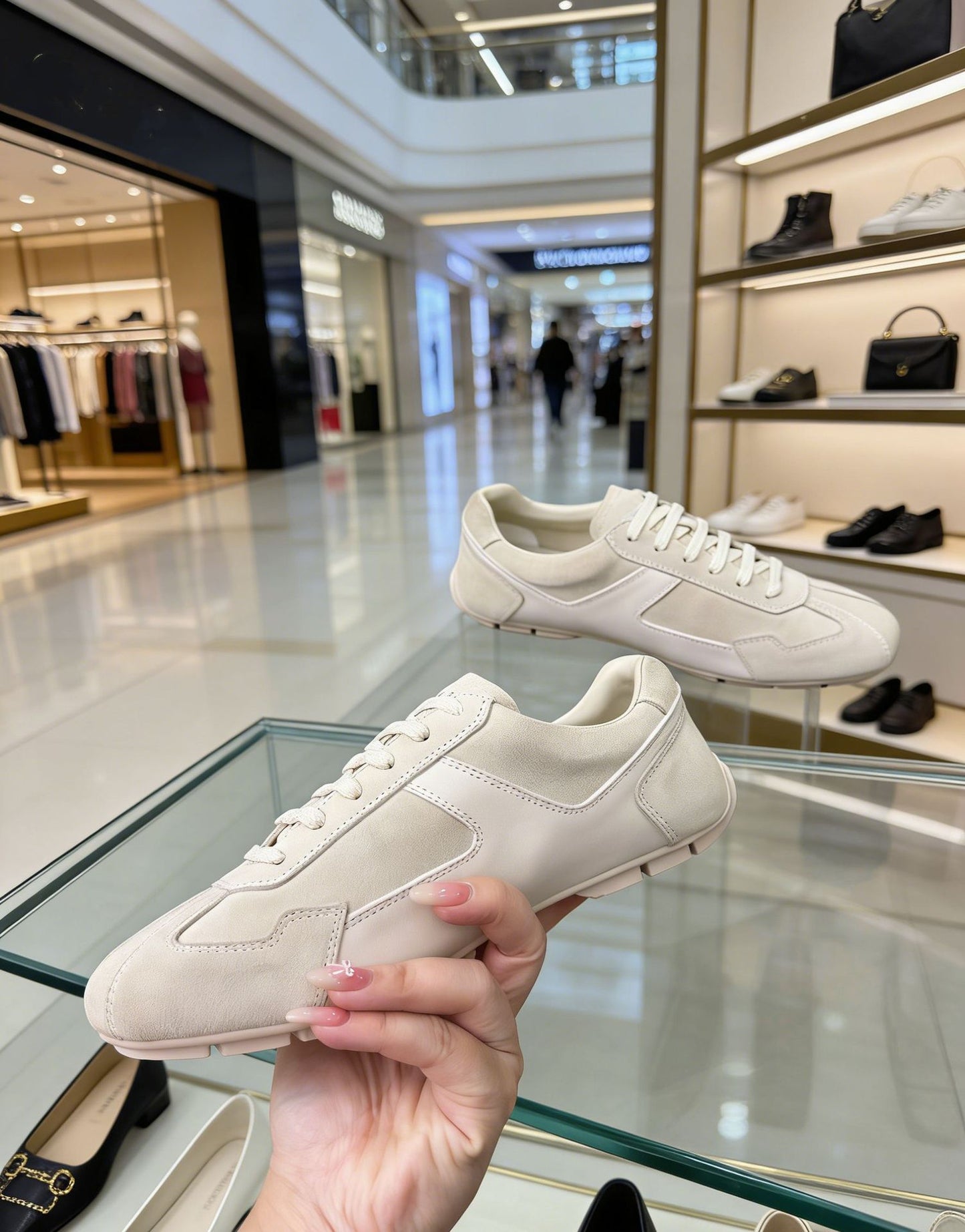 Women's & Men's Early Spring Flat German Training Round Toe Retro Sports Casual Shoes