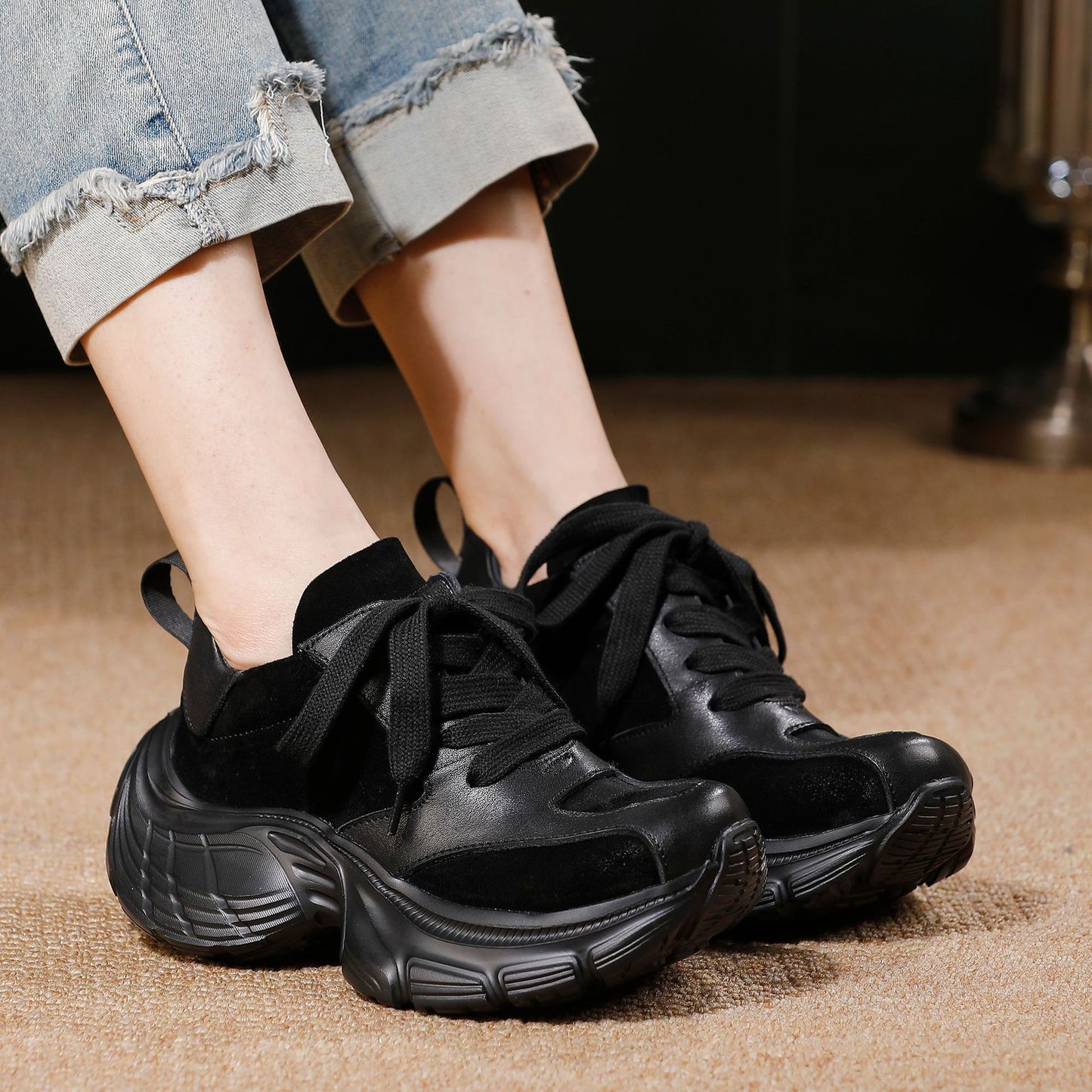 Women's Sports Style Deep Mouth Pumps Soft Leather Shoes