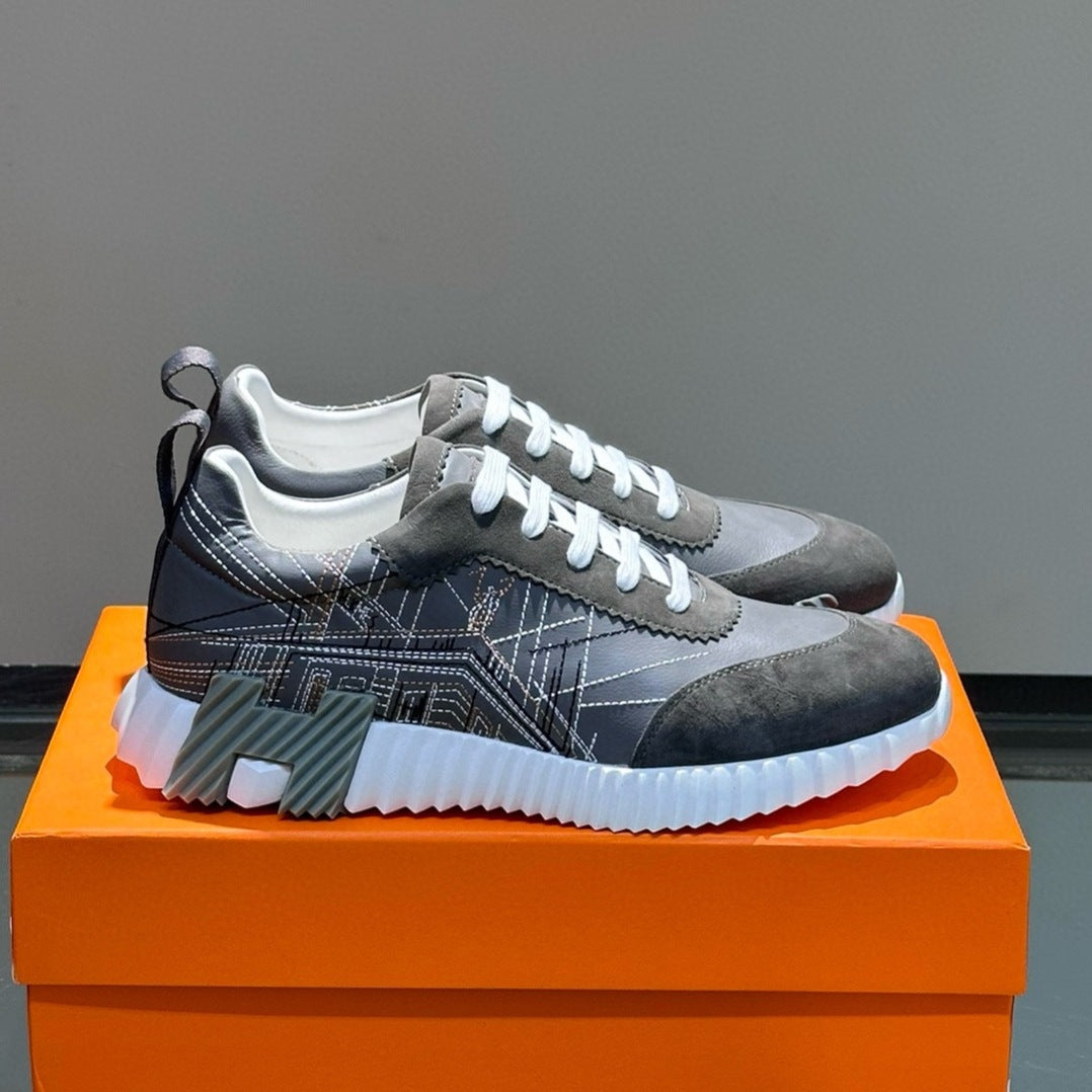Embroidered Trendy Light Luxury Breathable Travel Men's Sports Shoes