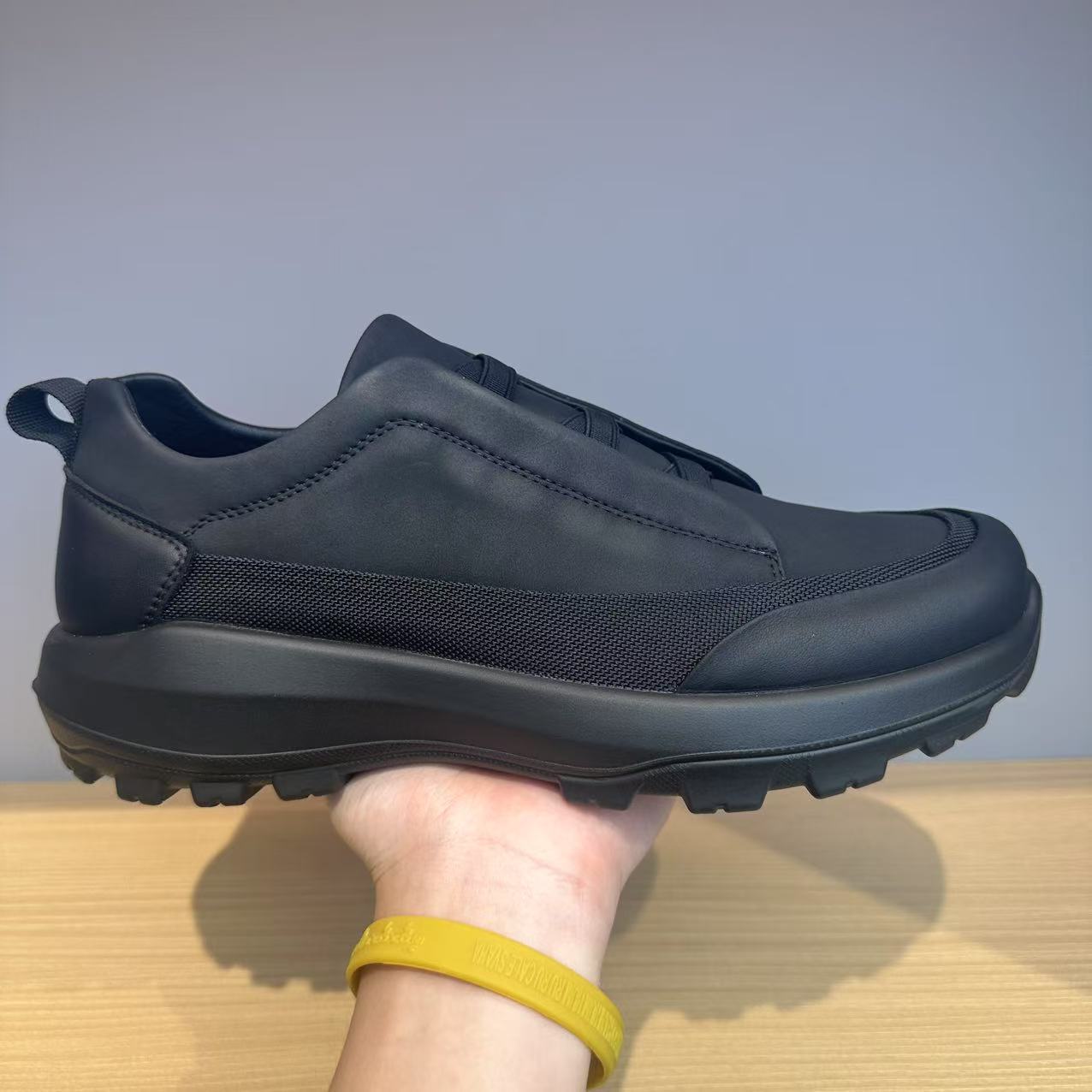 Men's Outdoor Cross Elastic Band Thick Bottom Light Men's Casual Leather Shoes