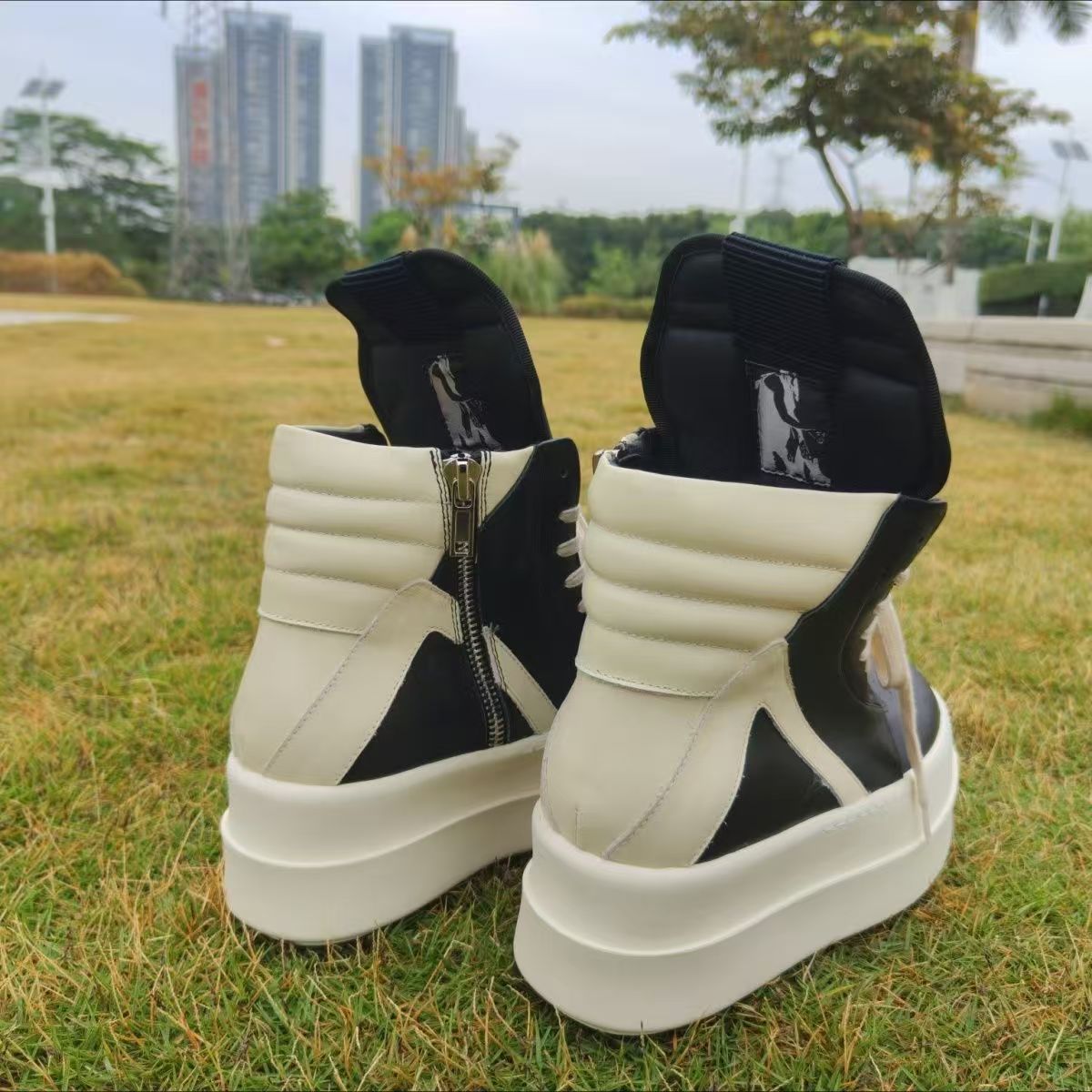 Men's Inverted Triangle Platform Couple Increased Short Men's Casual Leather Shoes
