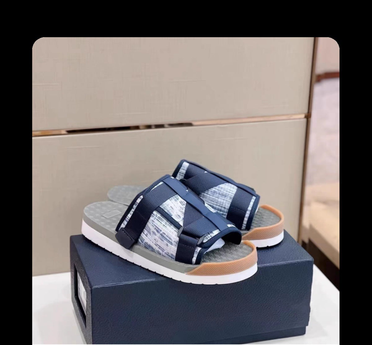 Men's Summer Outdoor Wear Beach Fashion Printed Men's Casual Shoes
