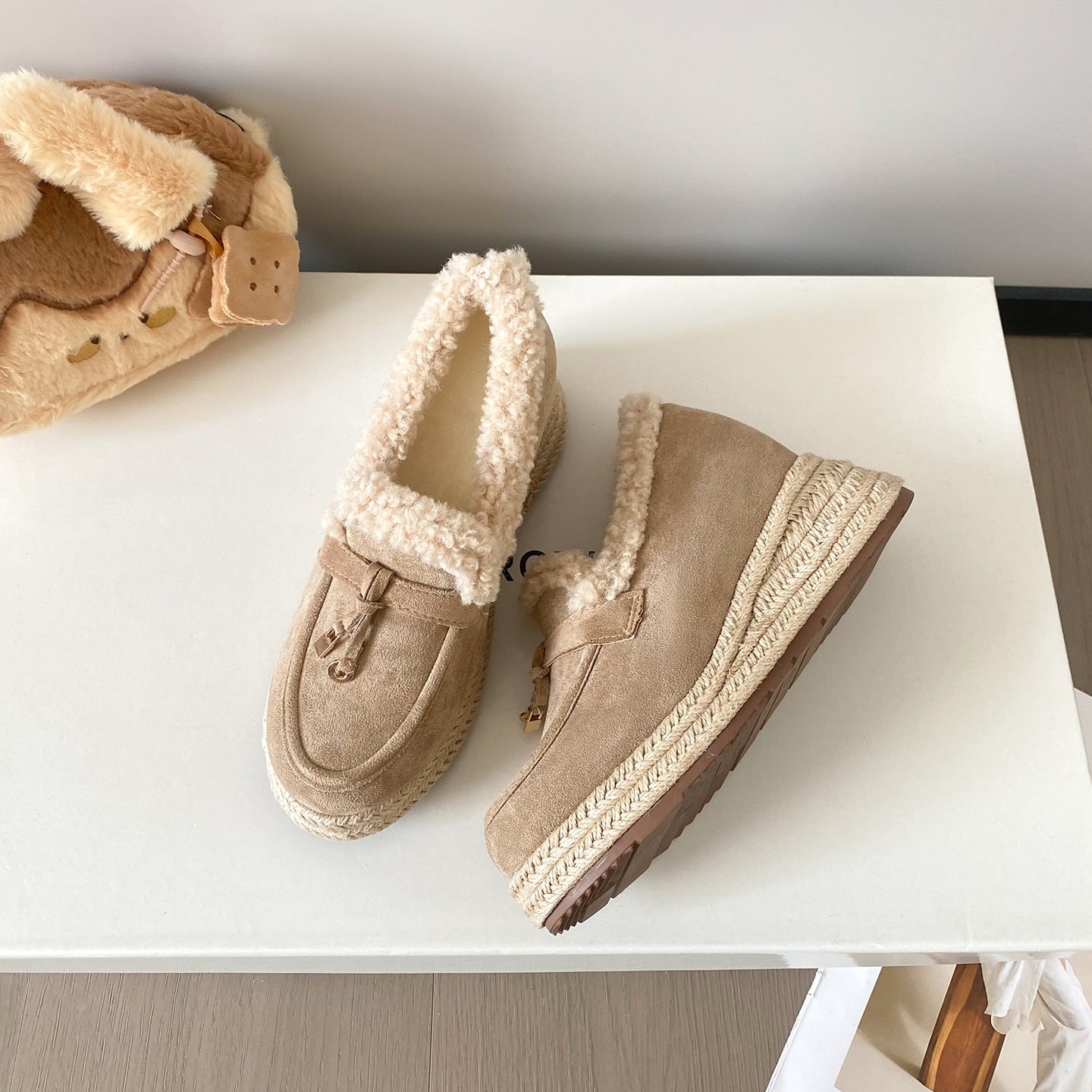Women's Height Increasing Insole Straw Fisherman Retro Muffin Slip-on Women's Fashion Shoes