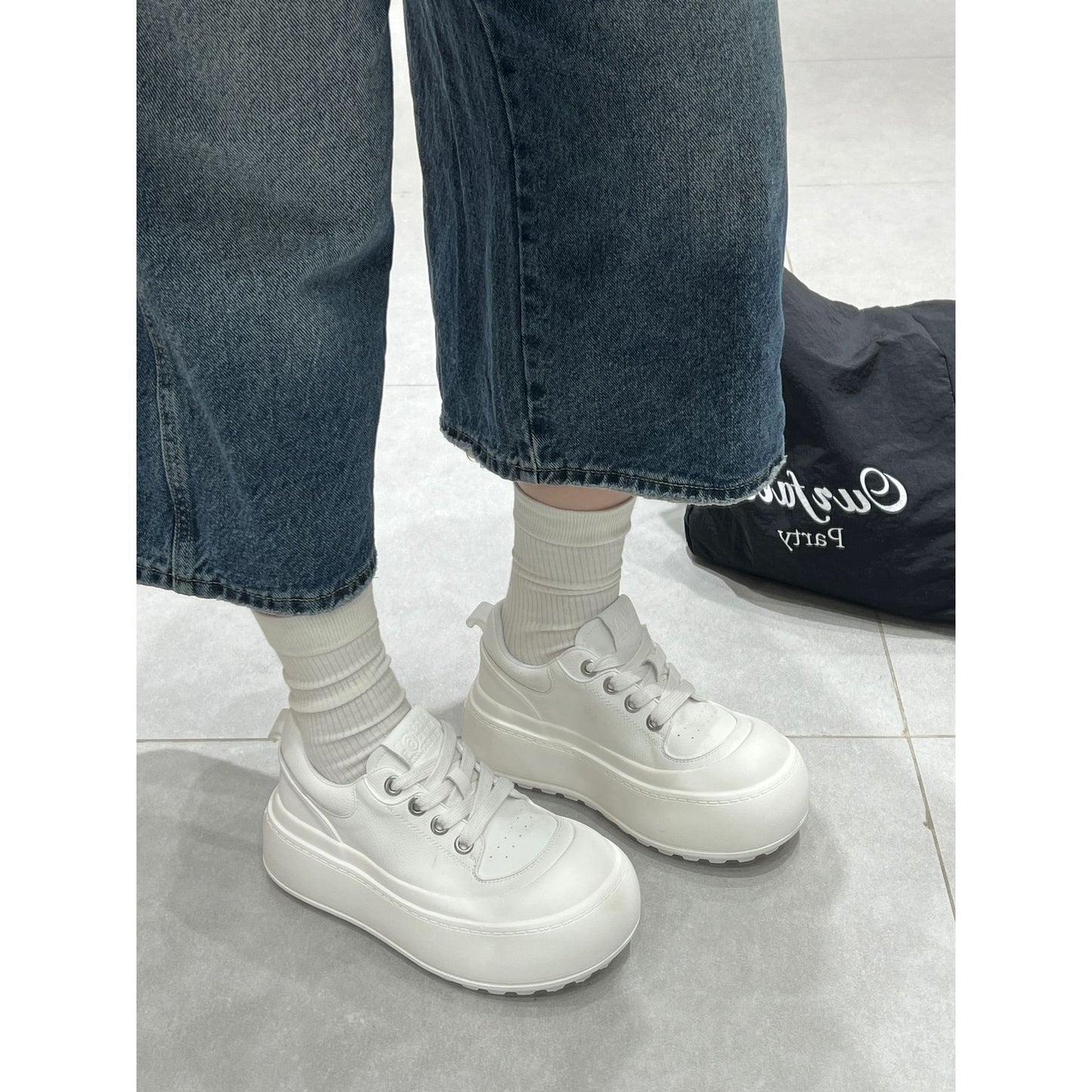 Women's Simple Thick Bottom Height Increasing Bread Breathable Sports Casual Shoes