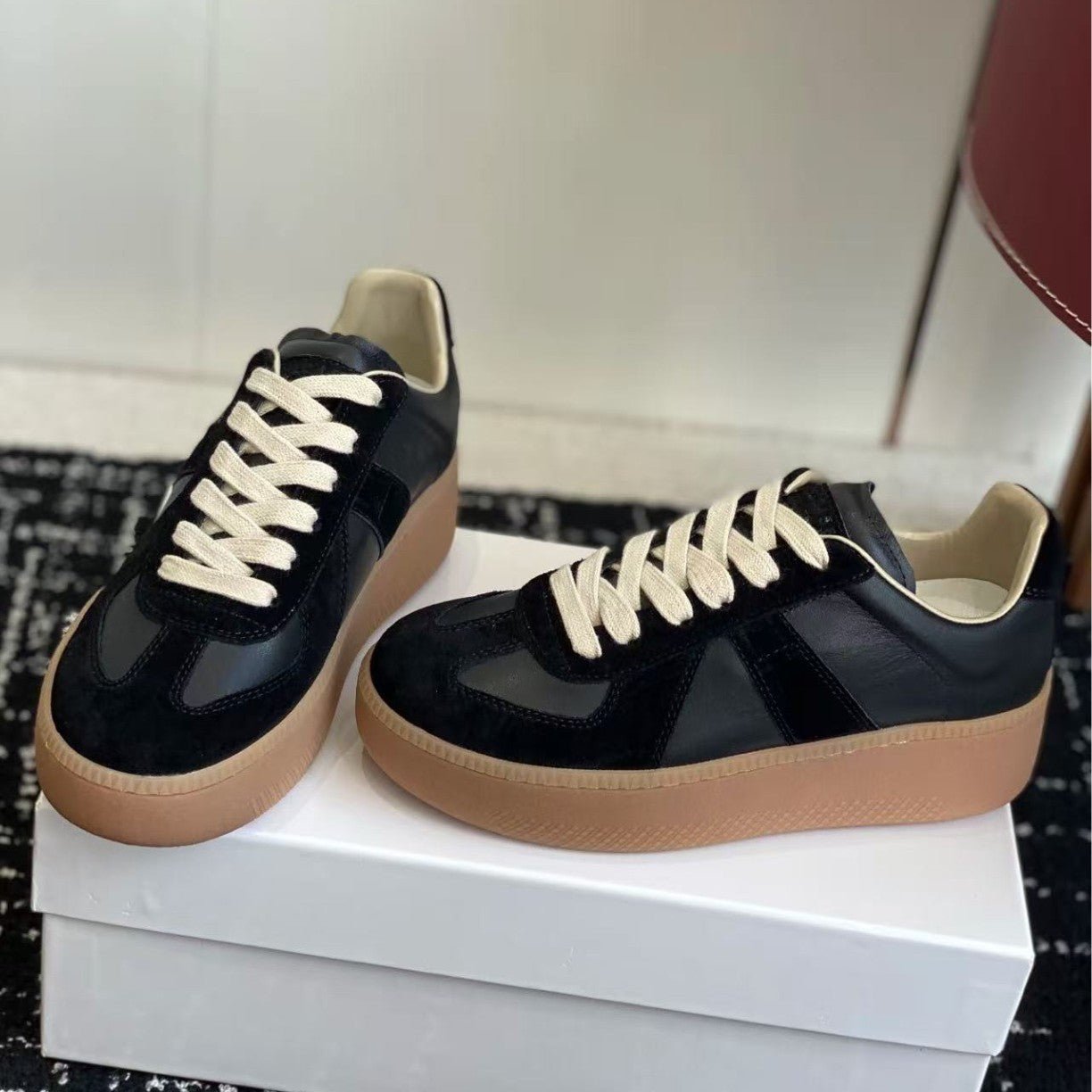 Women's Autumn Training Lightweight Breathable Increased Platform Sports Casual Shoes