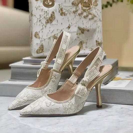 Women's With Bowknot Early Spring Retro Gold Embroidery High Heeled Sandals