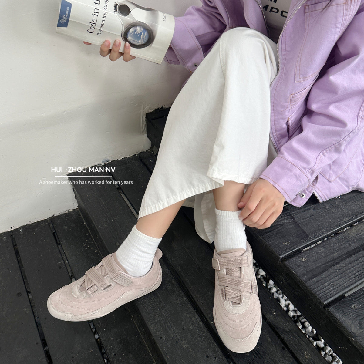 Women's Retro Ballet Training French Velcro Flat Women's Sports Shoes