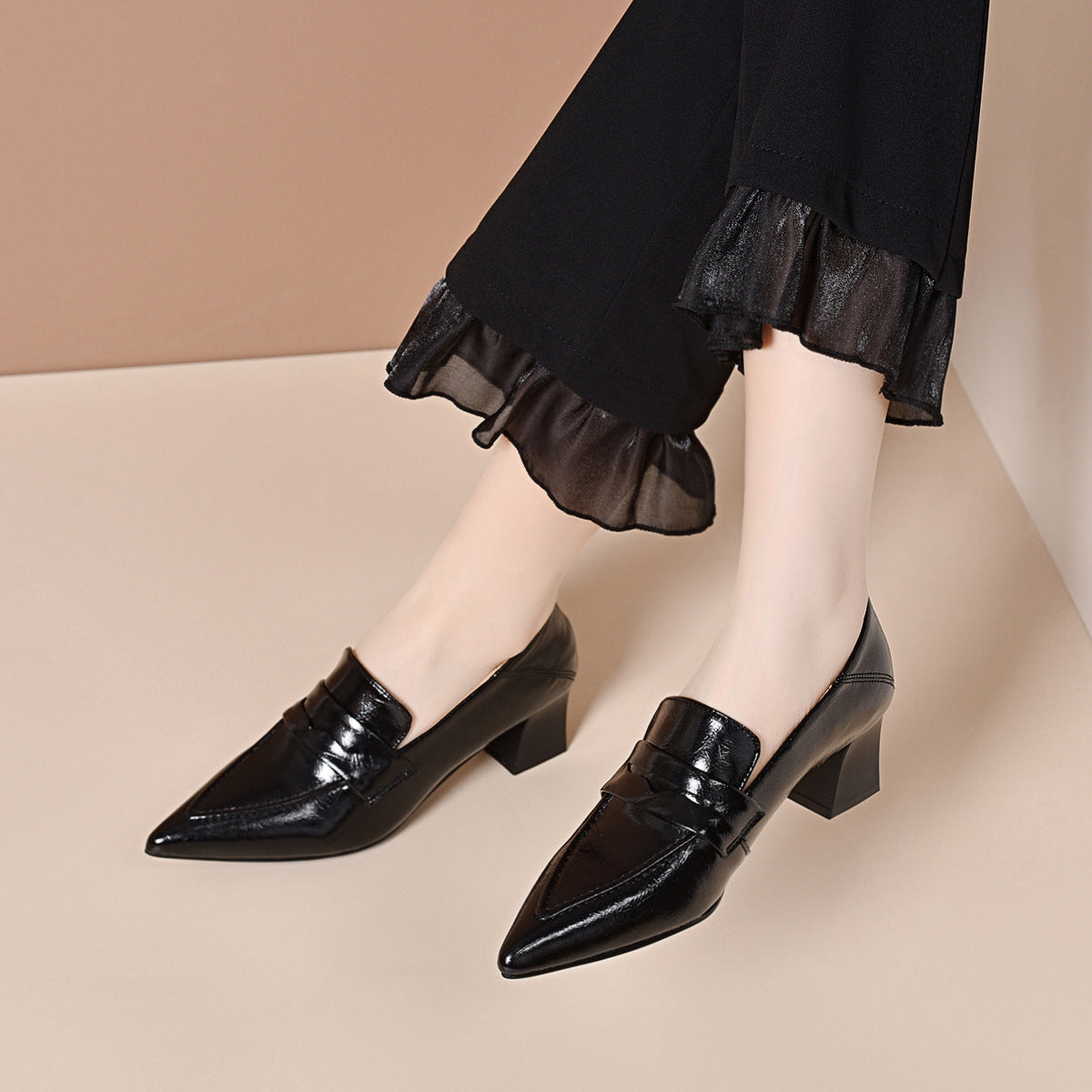 Women's Pointed High British Style Low-cut Slip-on Pumps French Women's Fashion Shoes