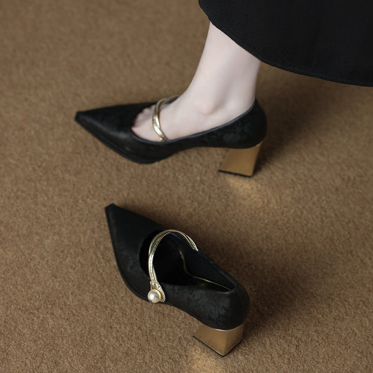 Women's Version Chinese High Banquet Temperament Shallow Heels