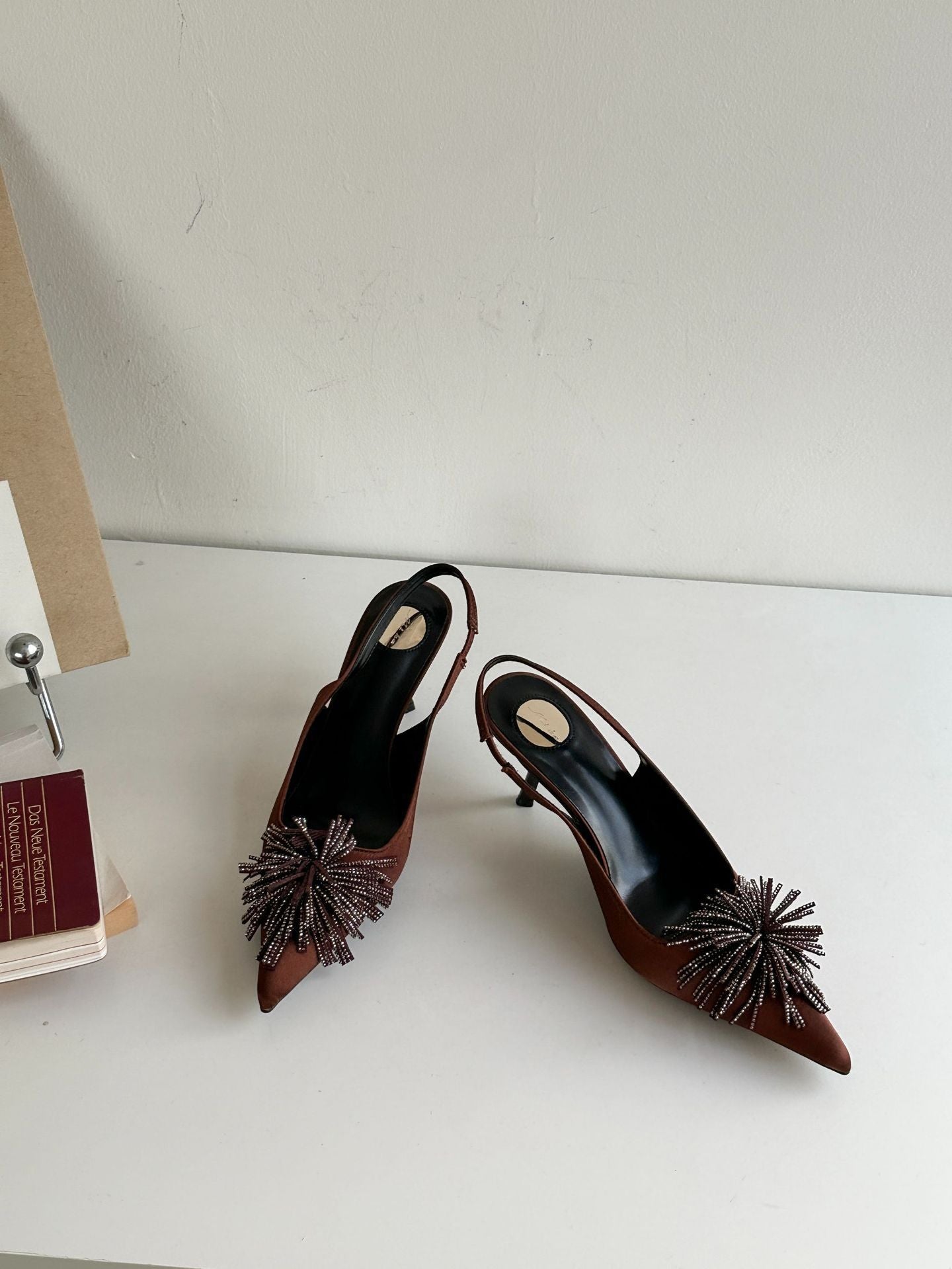 Tassel Flowers Pointed Toe Pumps Shallow Mouth Back Heels