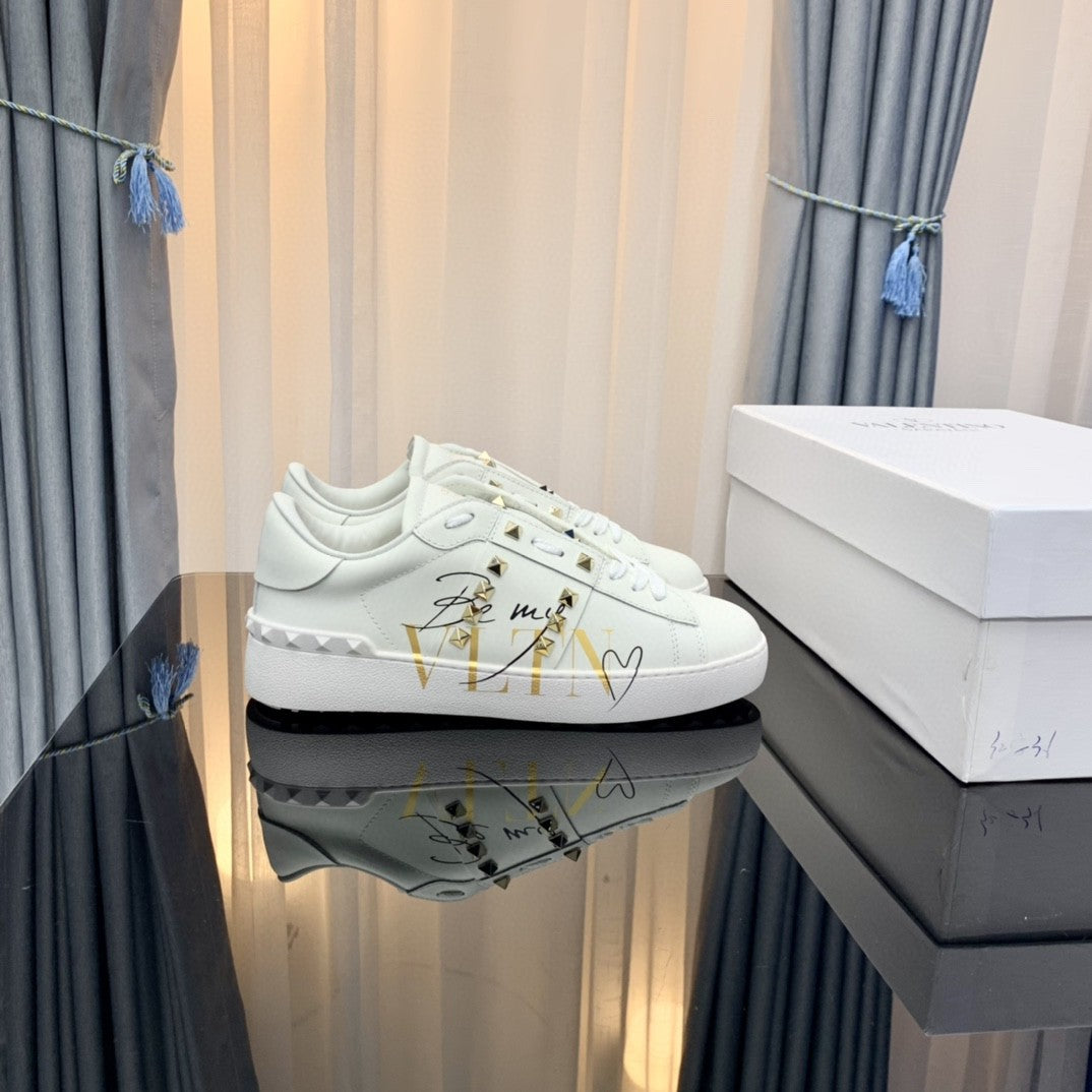 Lovers Versatile White Lightweight Color Matching Sports Casual Shoes