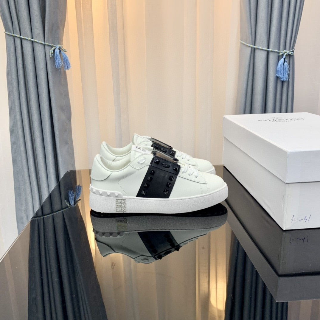 Lovers Versatile White Lightweight Color Matching Sports Casual Shoes