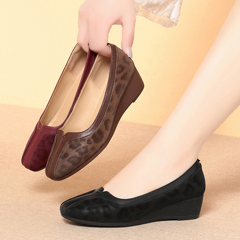 Women's Genuine Pumps Leopard Print Low-cut Soft Mom Women's Fashion Shoes