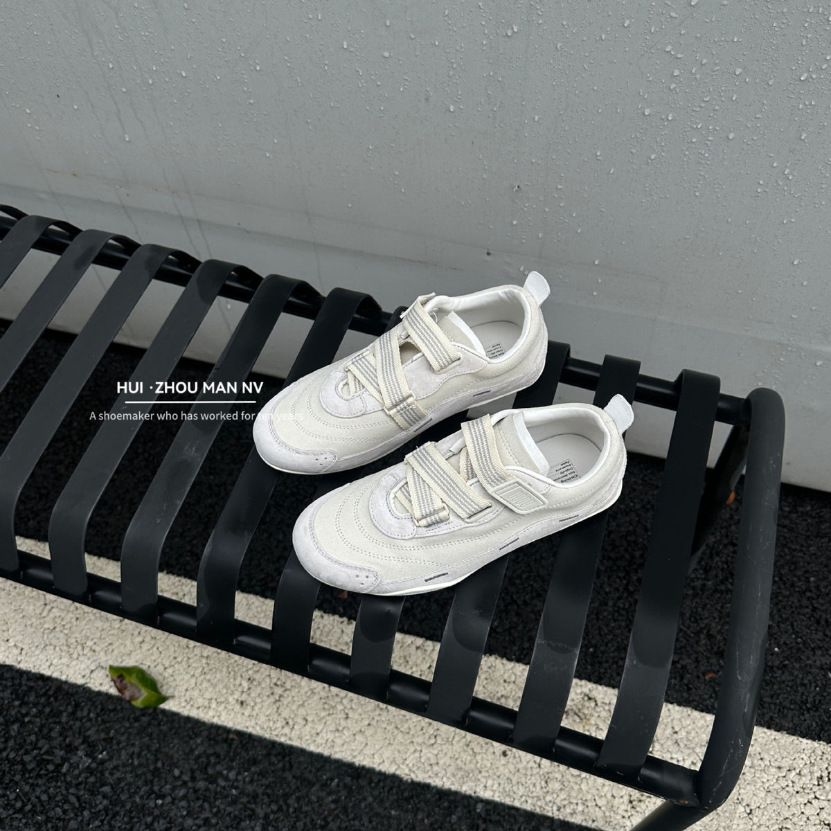 Women's Retro Ballet Training French Velcro Flat Women's Sports Shoes