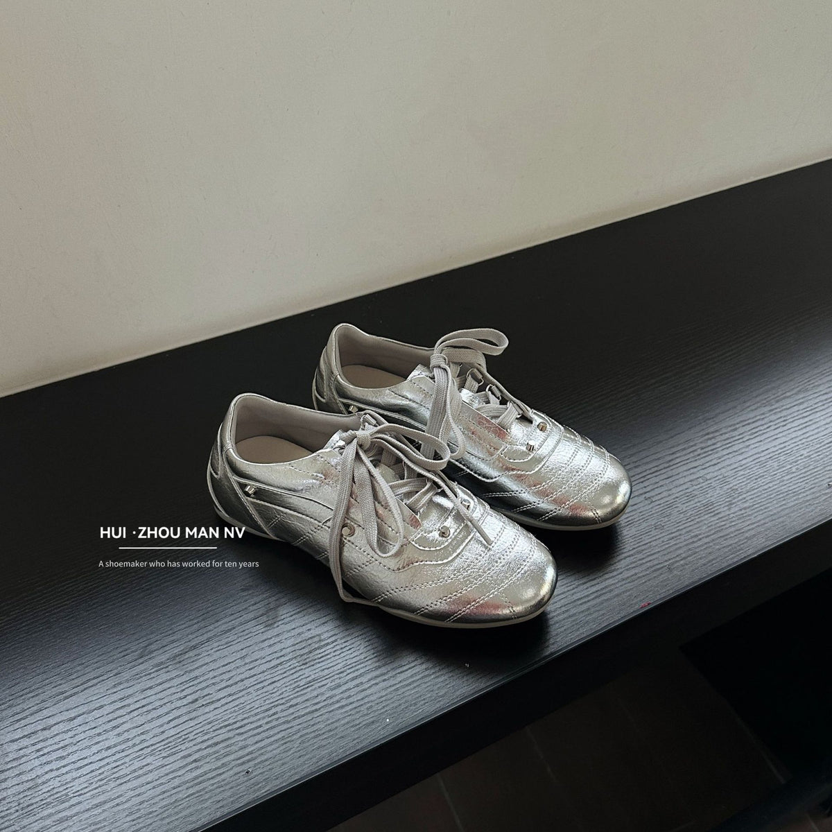Women's Retro Rivet German Training Ballet Style Inner Height Increasing Round Casual Shoes